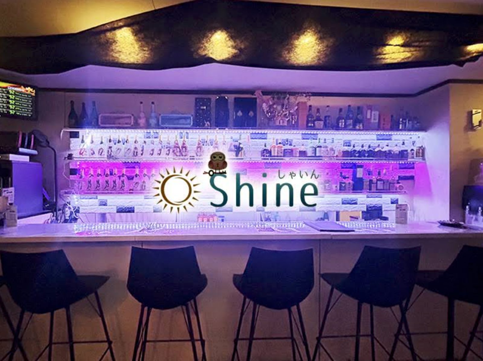 池袋Cafe&Bar Shine 店内写真